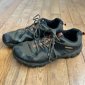 Mens Size 14 Olive And Black Merrell Work Running And Trail Hiking Shoe